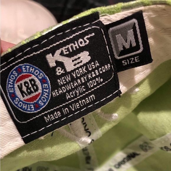 K&BEthos fitted metallic hat - Picture 3 of 5